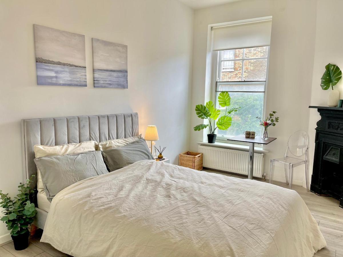 Archway Station Big Bedroom Flat London Bagian luar foto