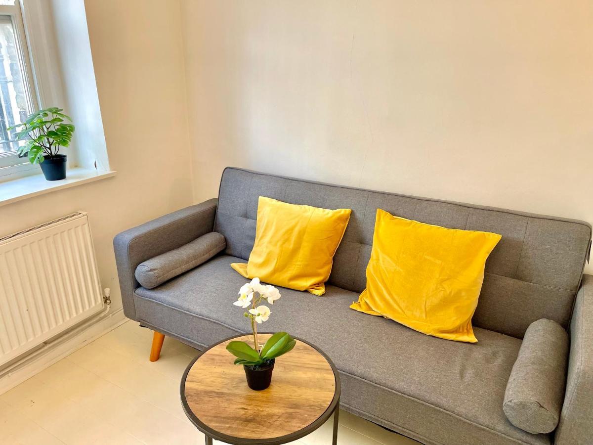 Archway Station Big Bedroom Flat London Bagian luar foto